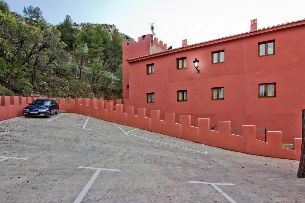 Hotel Dona Blanca Albarracín Extérieur photo