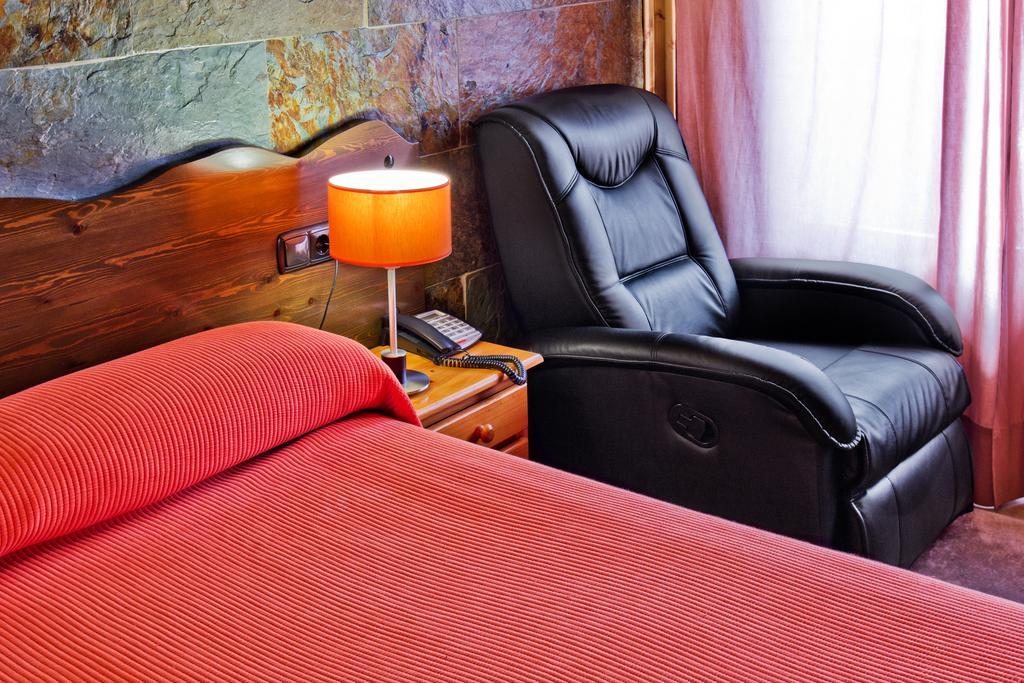 Hotel Dona Blanca Albarracín Chambre photo