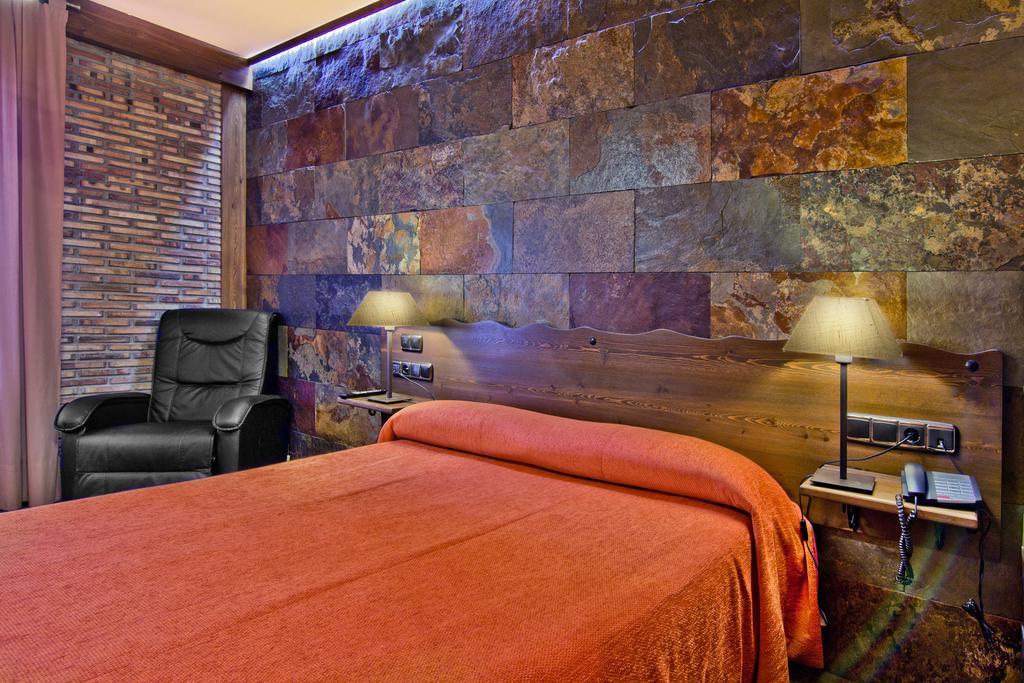 Hotel Dona Blanca Albarracín Chambre photo