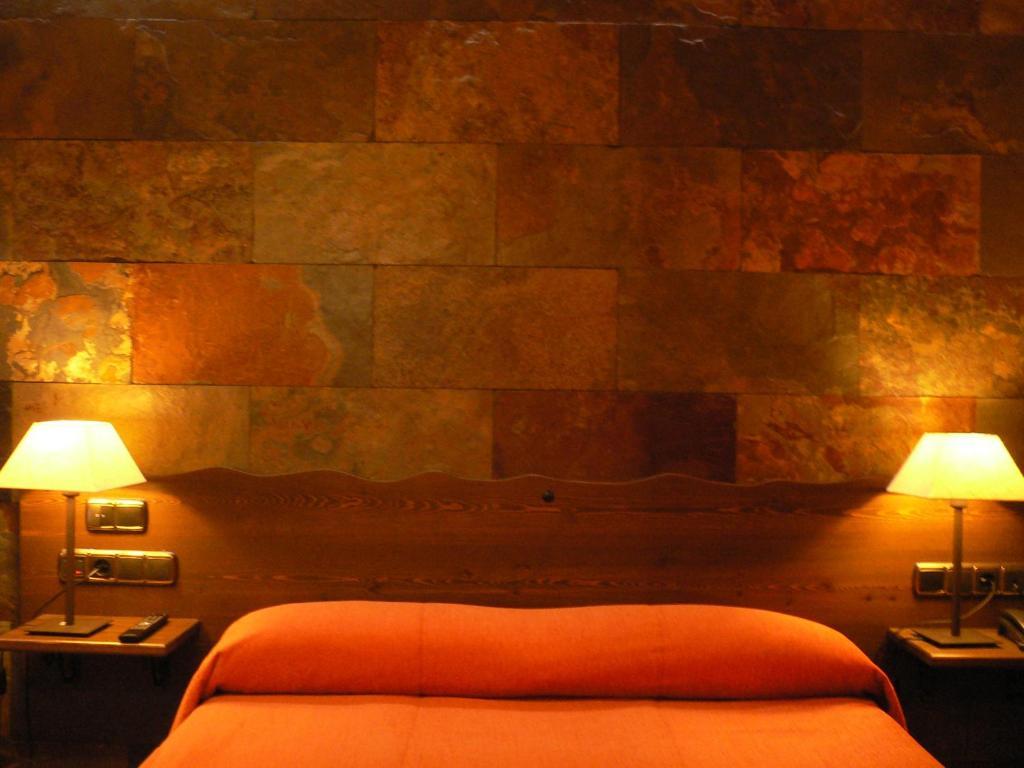 Hotel Dona Blanca Albarracín Chambre photo