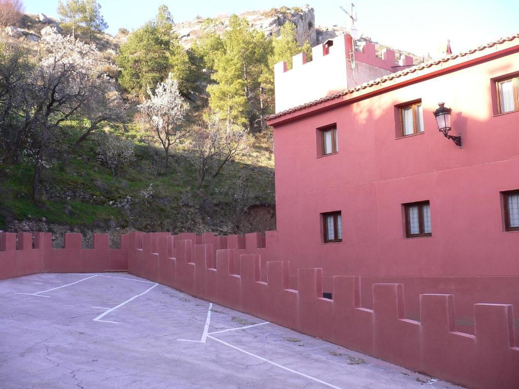 Hotel Dona Blanca Albarracín Extérieur photo