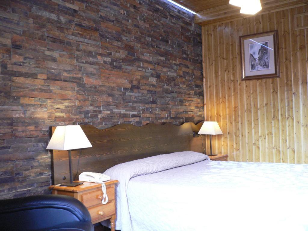 Hotel Dona Blanca Albarracín Extérieur photo